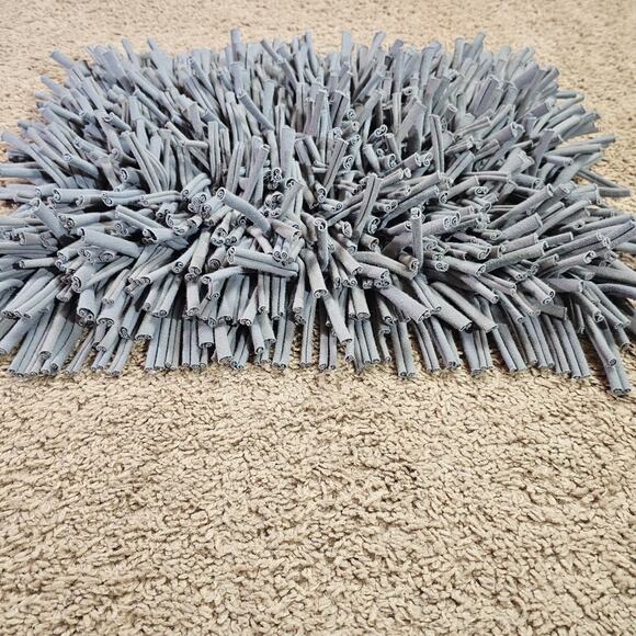 Paw5 Wooly Snuffle Mat for Dogs Gray 12x18 Interactive Feeding Enrichment Toy - Picture 2 of 10